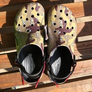 CROCS Classical Terrain Desert Camo (M 13) NWT